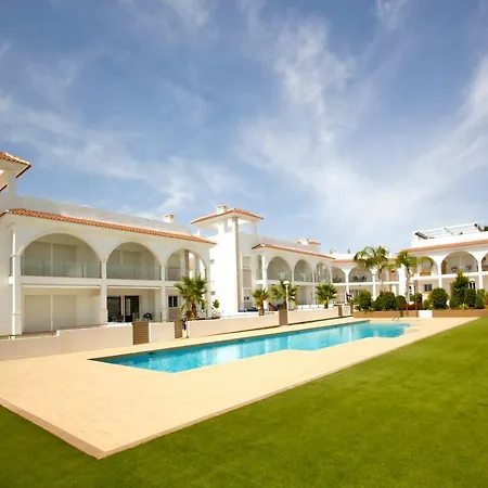 Fortuna 44 - Ac, Pool And Roof Terrace Apartment *