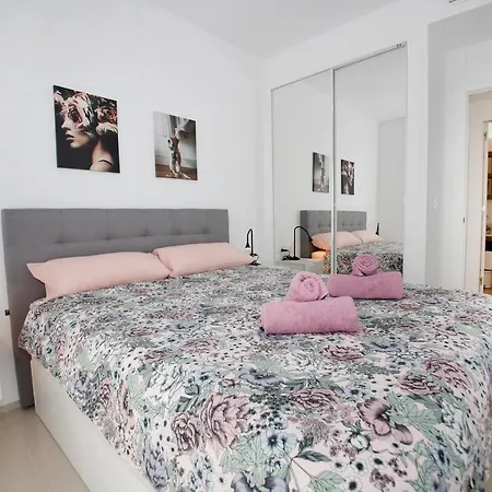 Fortuna 44 - Ac, Pool And Roof Terrace